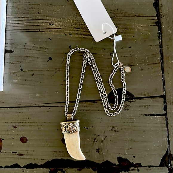 mens steel chain with carved bone - Picture 1 of 1